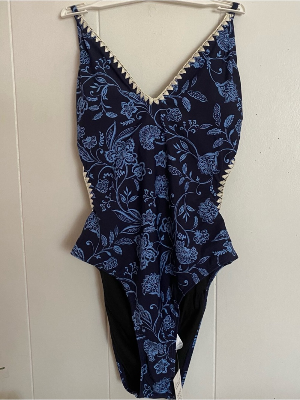 Cupshe Navy and Light Blue Floral One-Piece Swimsuit